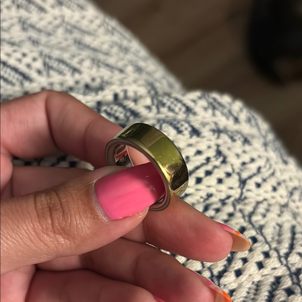 Oura Ring - Gen4 - Gold - Size 8
